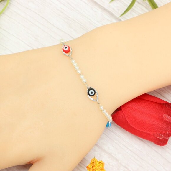 "Trendy Handmade Bracelet – A Thoughtful Gift for Girls & Women | UNVRC1458 - Picture 3 of 10